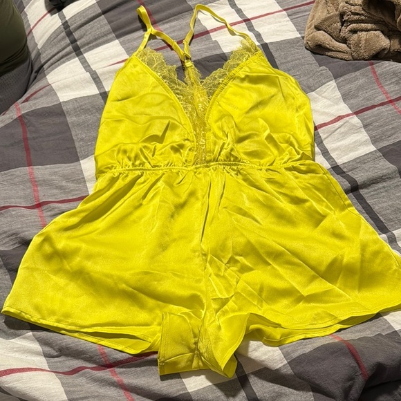 Yellow Lace Trim Women's Romper - Picture 1 of 3